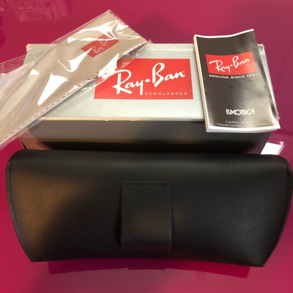 NIB RAY BAN WOMEN'S Black on Clear Sunglasses - Picture 4 of 7